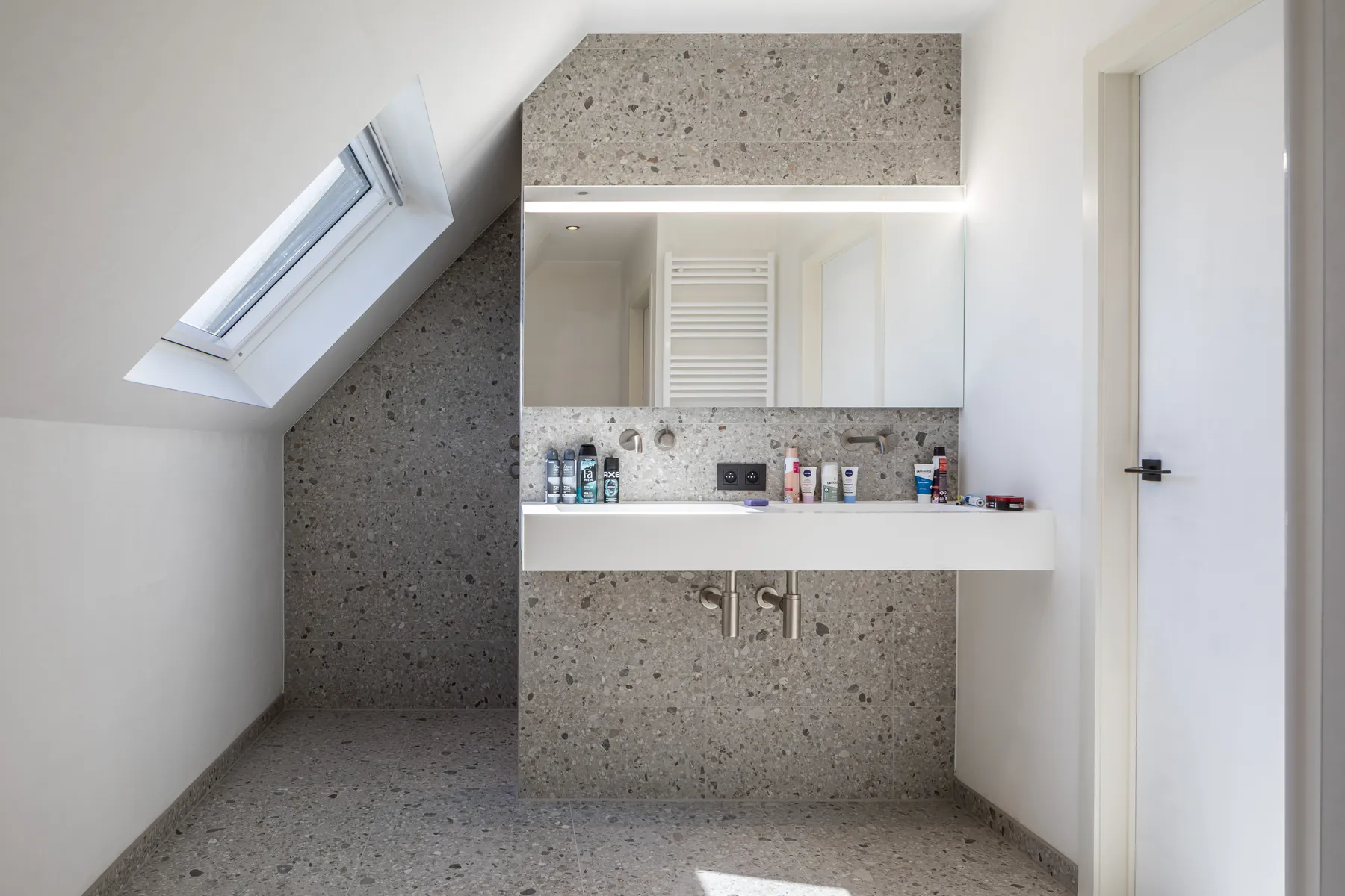Renovation and extension of a house WD Middelkerke